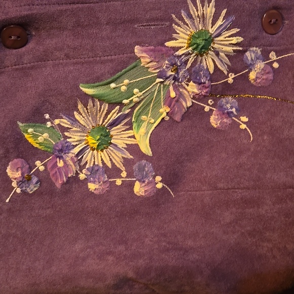 Suede feel Embroidered top - Picture 7 of 7